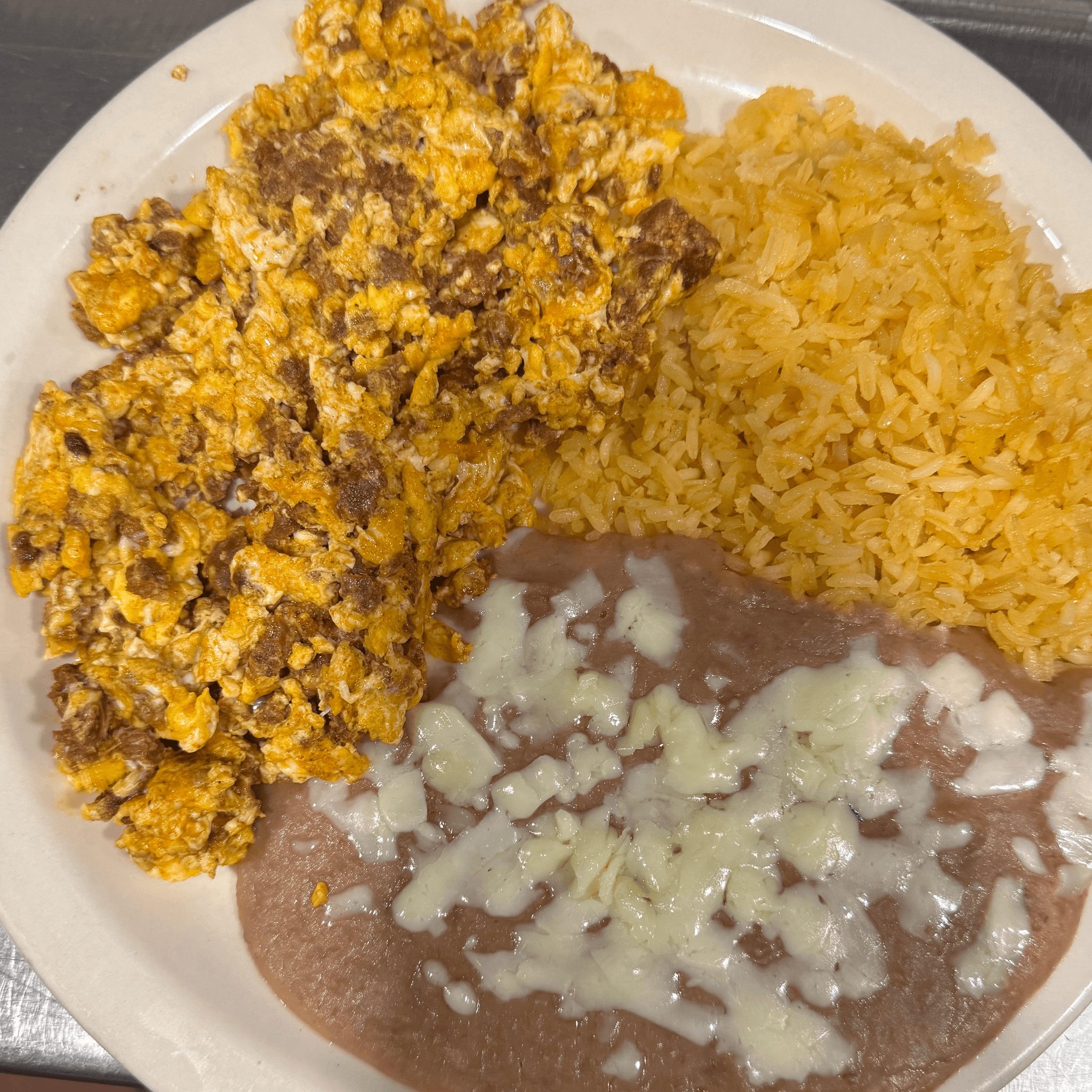 Chorizo Con Huevos.